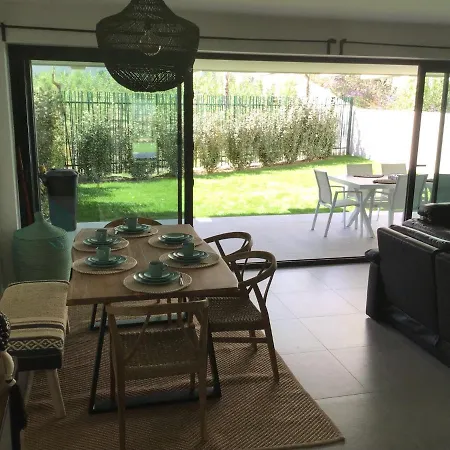 Oasis 325 Cronos Homes מלון אסטפונה